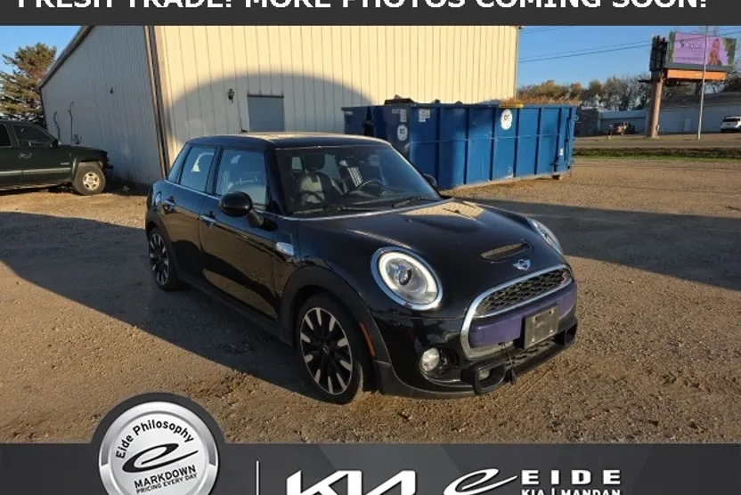 2016 Mini Cooper Hardtop S photo 1