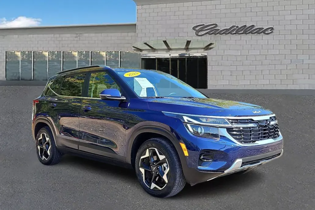 2024 Kia Seltos EX photo 1