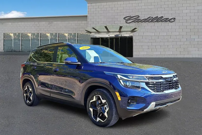 2024 Kia Seltos EX photo 1