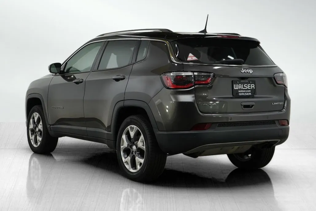 2018 Jeep Compass Limited photo 1