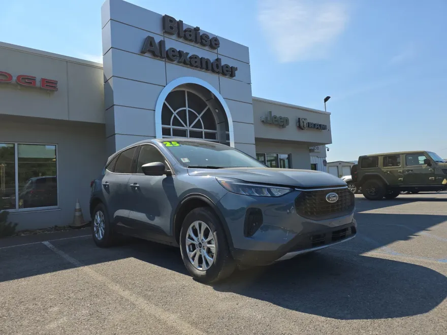 2025 Ford Escape Active photo 1