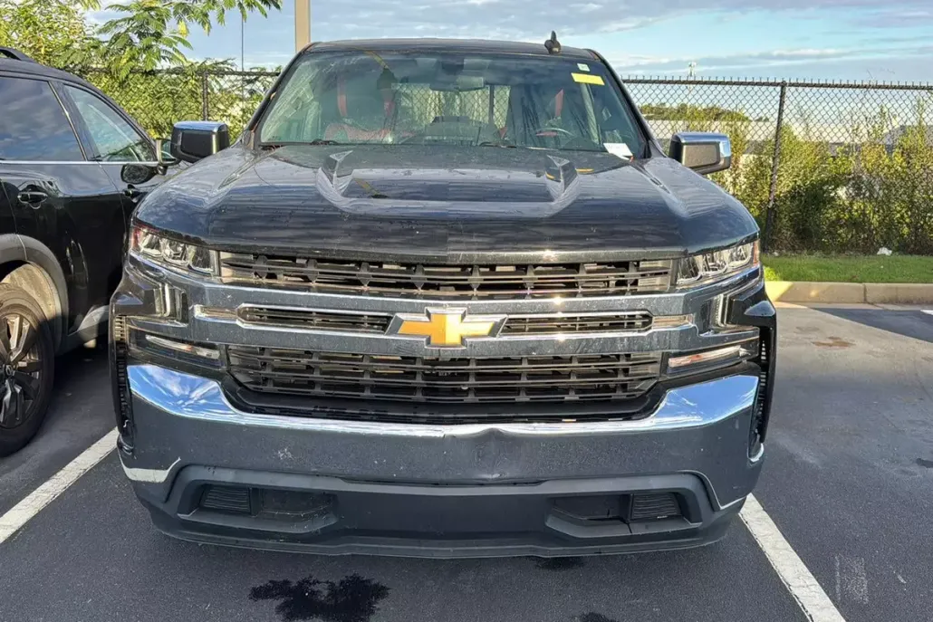 2020 Chevrolet Silverado 1500 LT photo 1