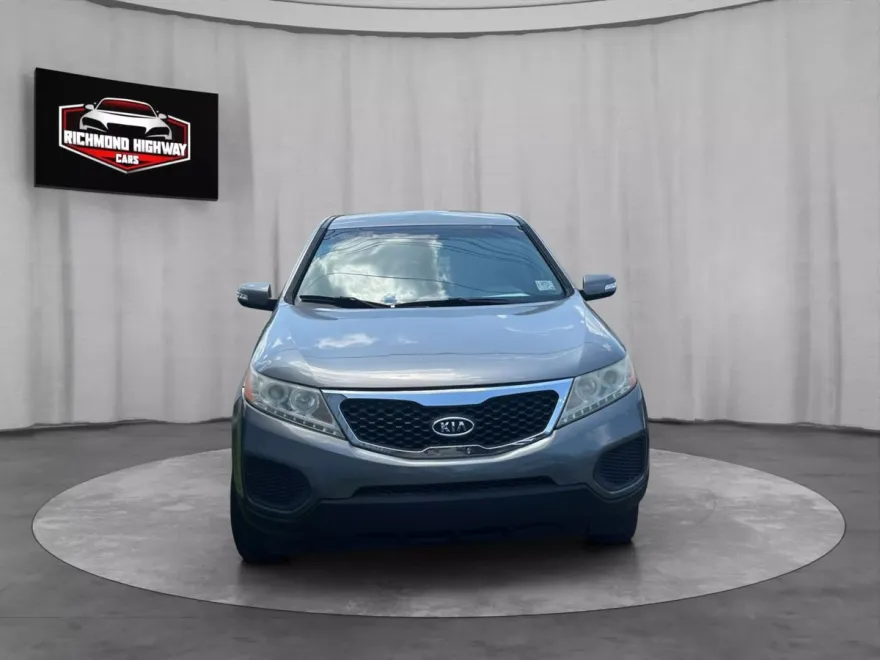 2013 Kia Sorento LX photo 1