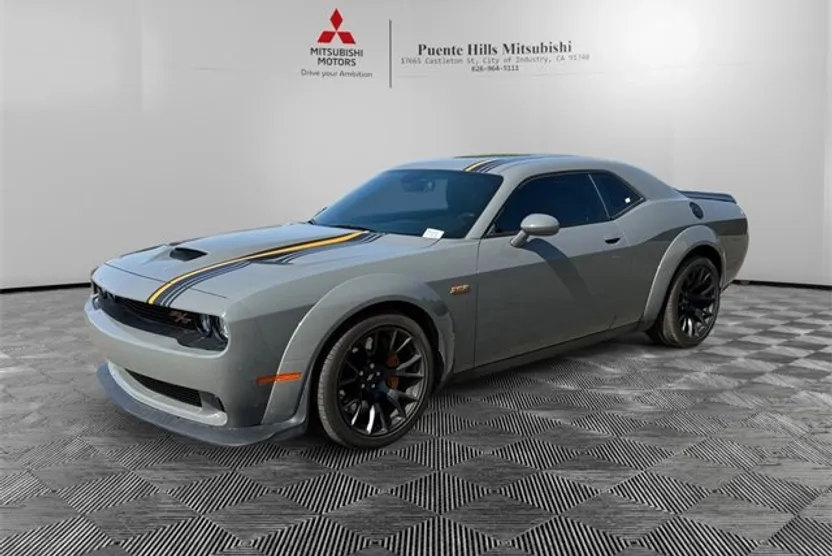 2023 Dodge Challenger R/T Scat Pack Widebody photo 1