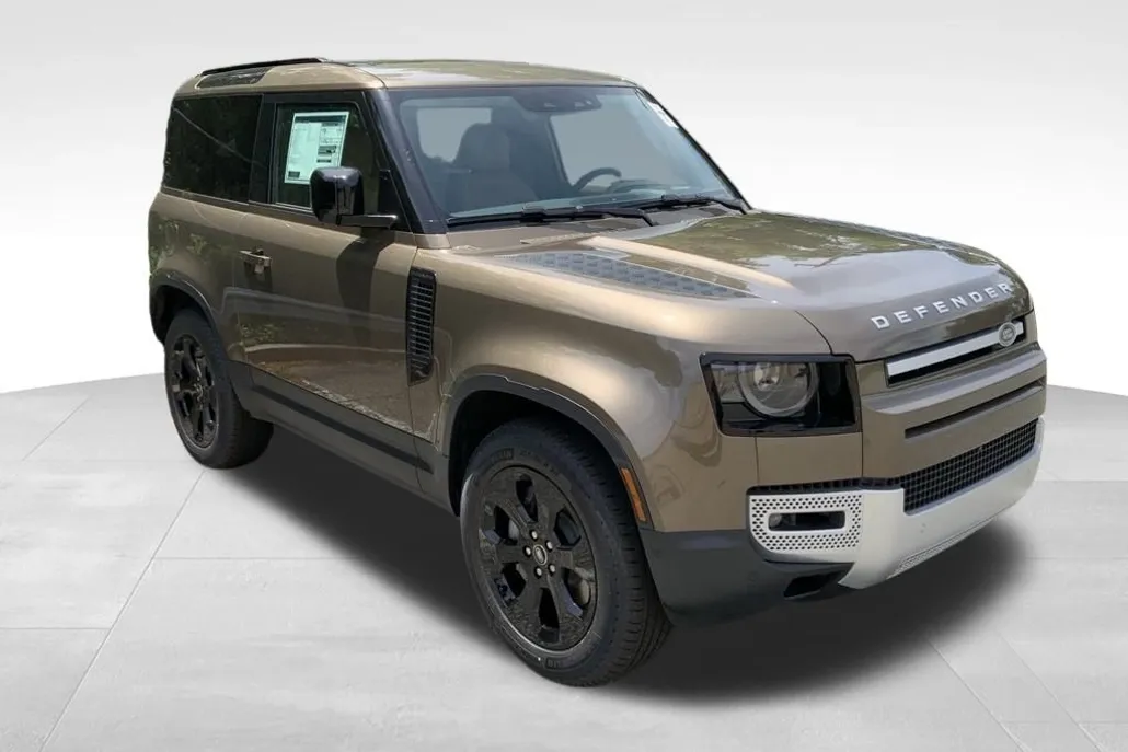 2025 Land Rover Defender 90 S photo 1