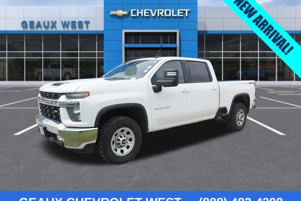 2022 Chevrolet Silverado 3500HD LT photo 1