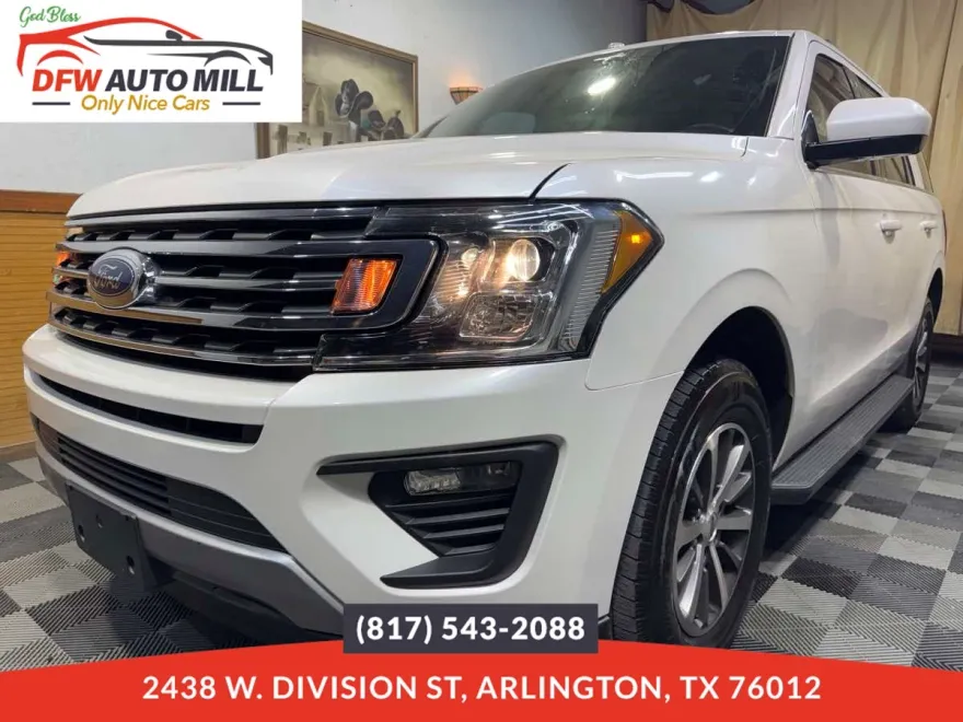 2019 Ford Expedition XLT photo 1