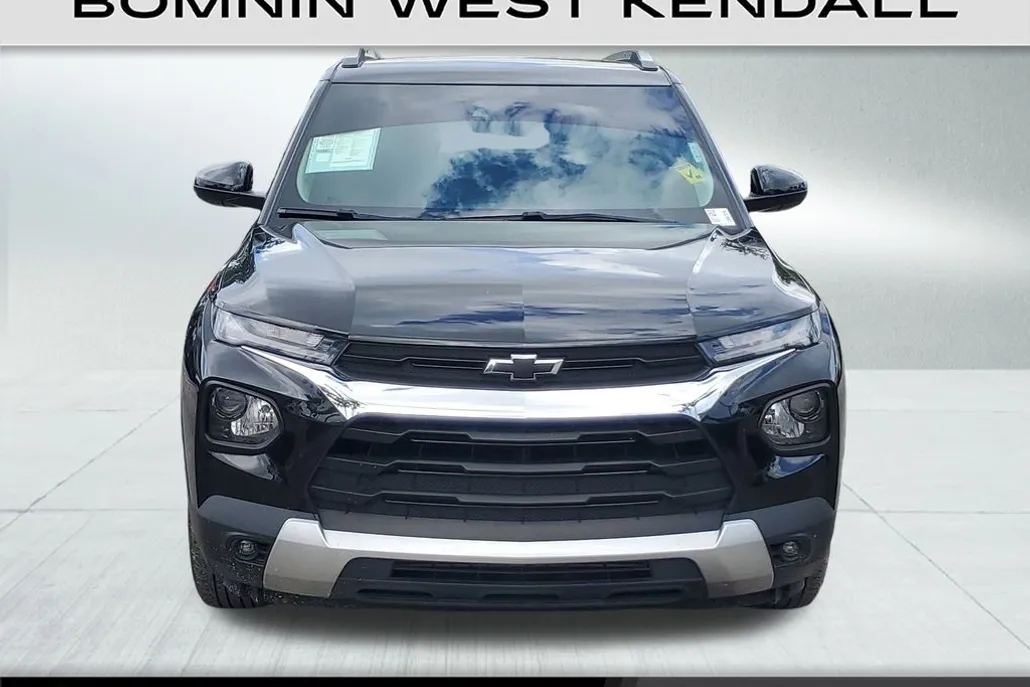 2023 Chevrolet Trailblazer LT photo 1