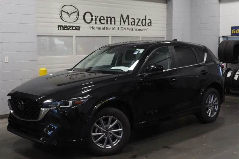 2025 Mazda CX-5 2.5 S Preferred photo 1