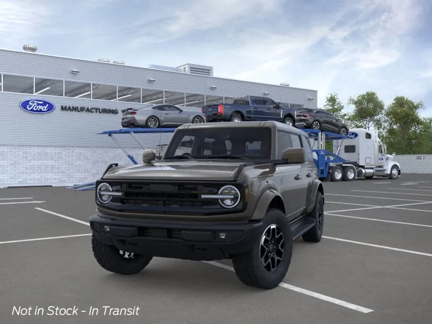 2025 Ford Bronco Outer Banks photo 1