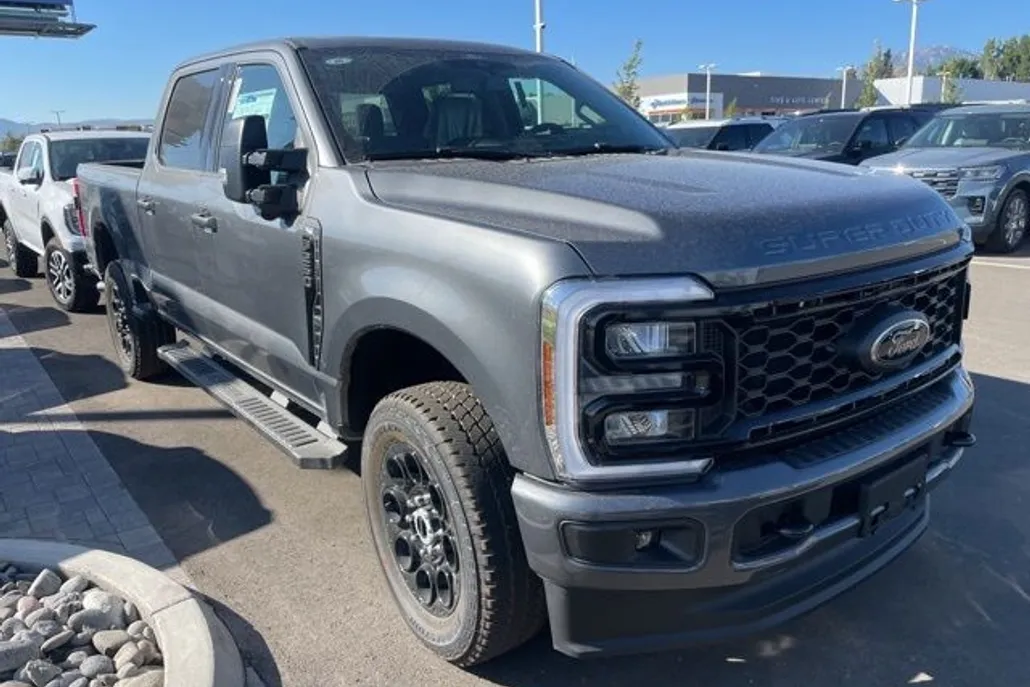 2026 Ford F-250 photo 1