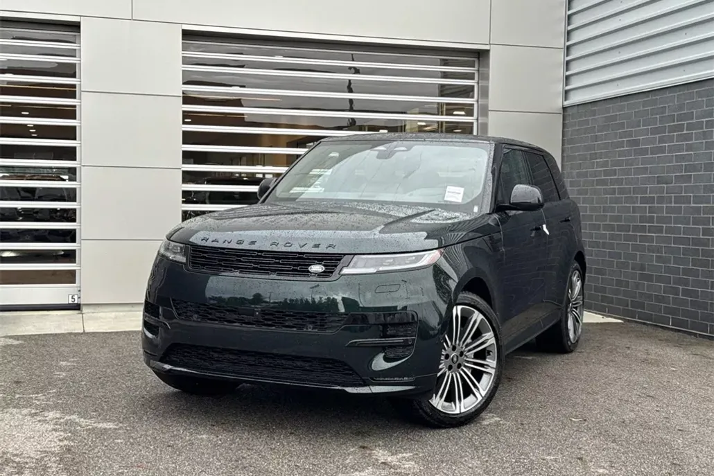 2025 Land Rover Range Rover Sport SE photo 1