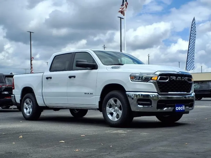 2025 Ram 1500 Tradesman photo 1