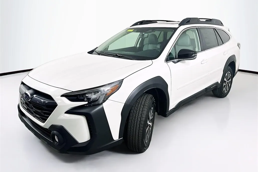 2025 Subaru Outback Premium photo 1