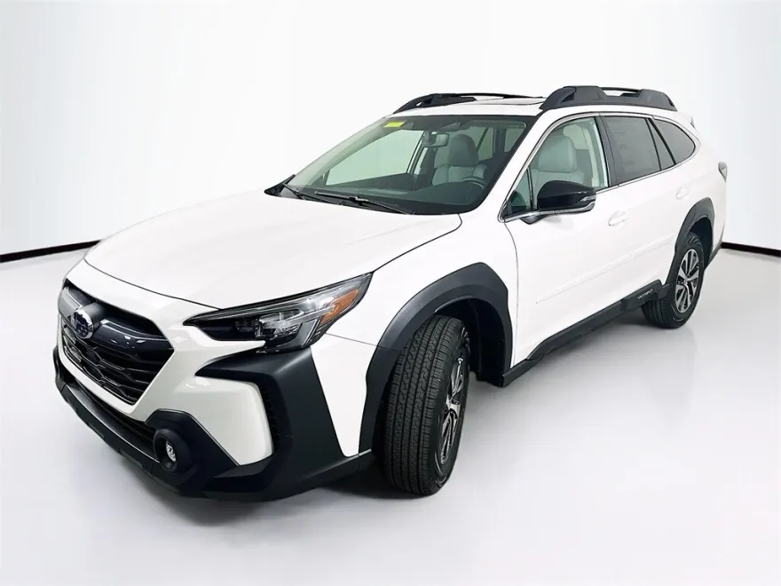 2025 Subaru Outback Premium photo 1