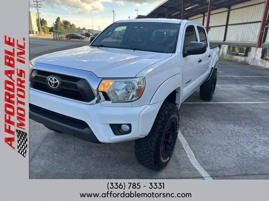 2013 Toyota Tacoma Double Cab V6 4x4 photo 1