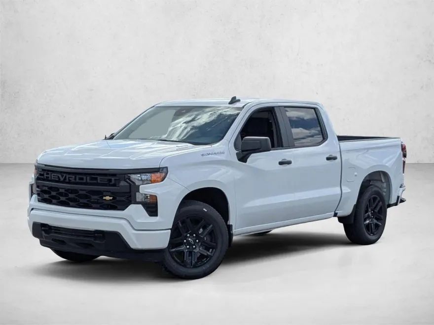 2025 Chevrolet Silverado 1500 Custom photo 1