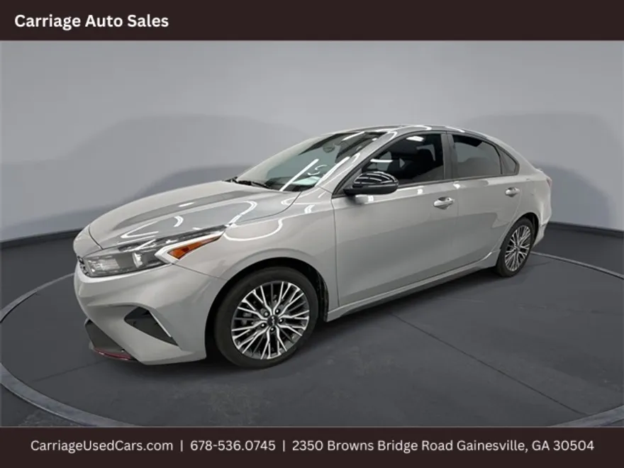 2023 Kia Forte GT-Line photo 1