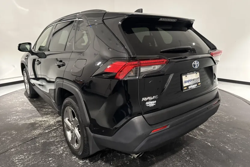 2021 Toyota RAV4 Hybrid XLE Premium photo 1
