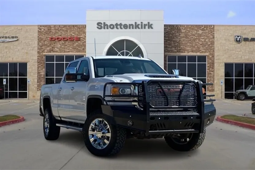 2019 Gmc Sierra 2500 HD Denali photo 1
