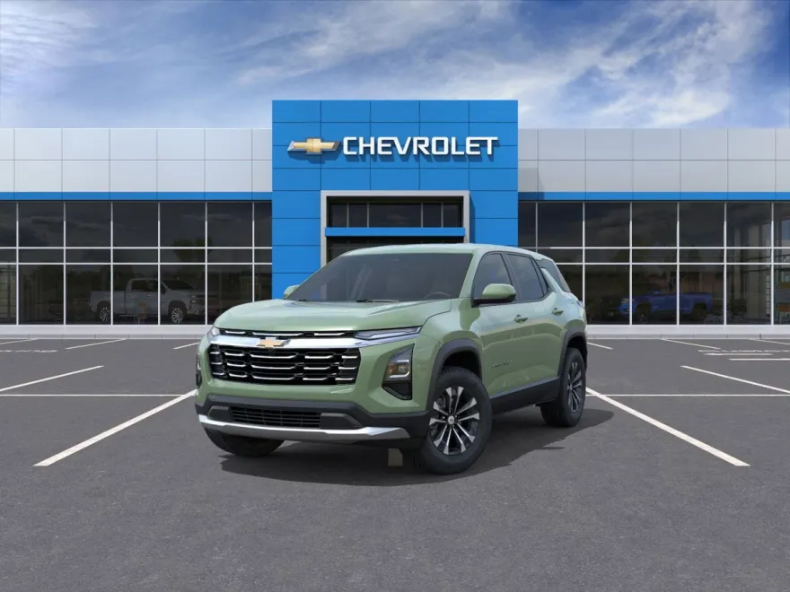 2026 Chevrolet Equinox LT photo 1