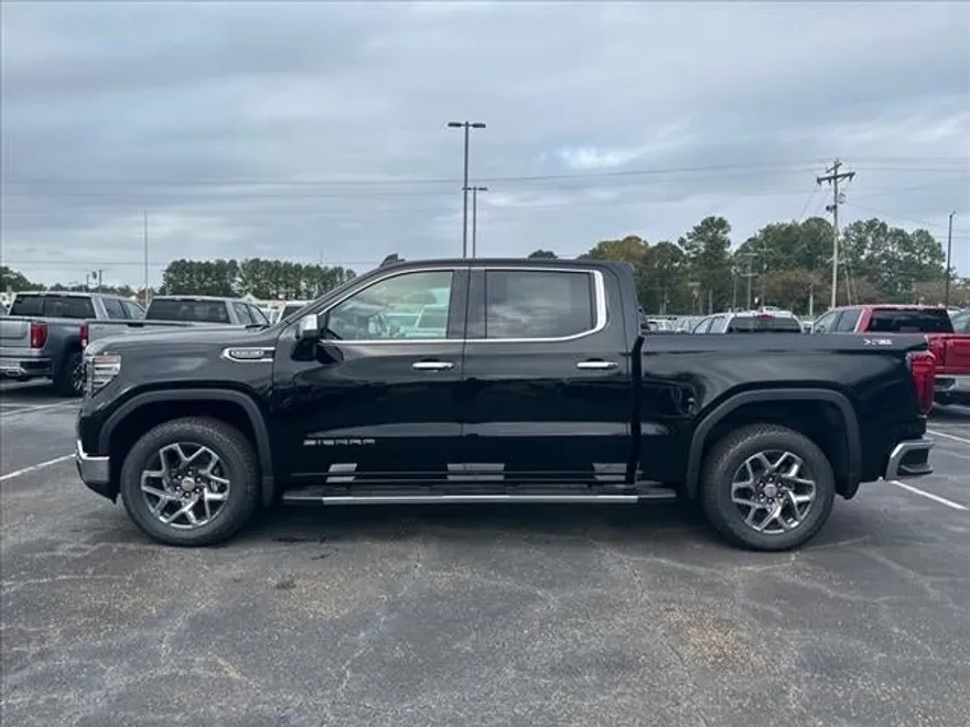 2025 Gmc Sierra 1500 SLT photo 1