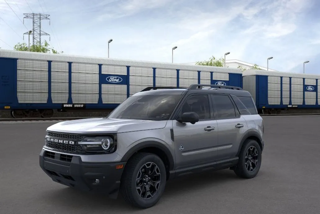 2025 Ford Bronco Sport Outer Banks photo 1