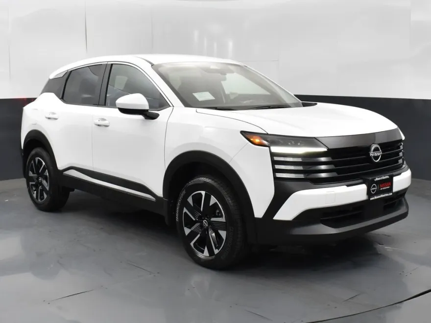2025 Nissan Kicks SV photo 1