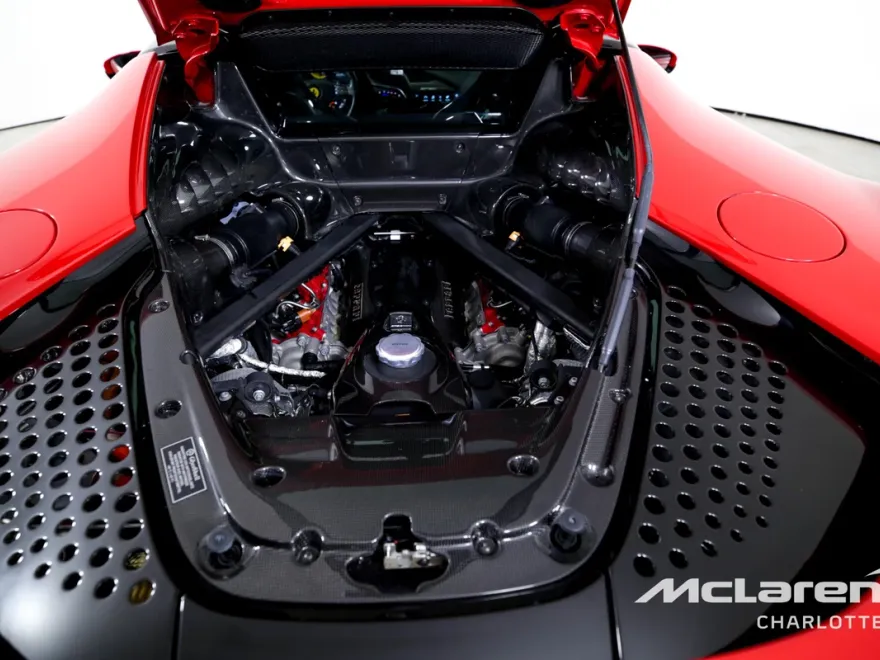 2021 Ferrari SF90 Stradale photo 22