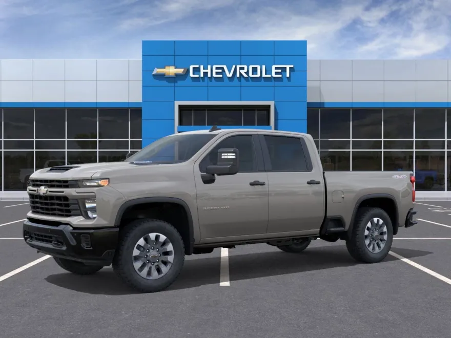 2026 Chevrolet Silverado Custom photo 1
