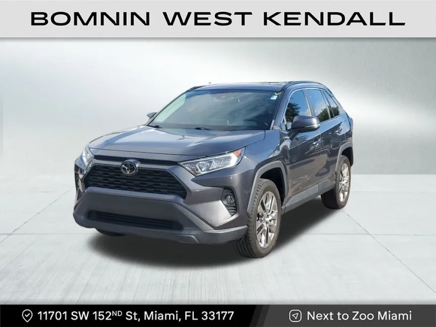 2021 Toyota RAV4 XLE Premium photo 1