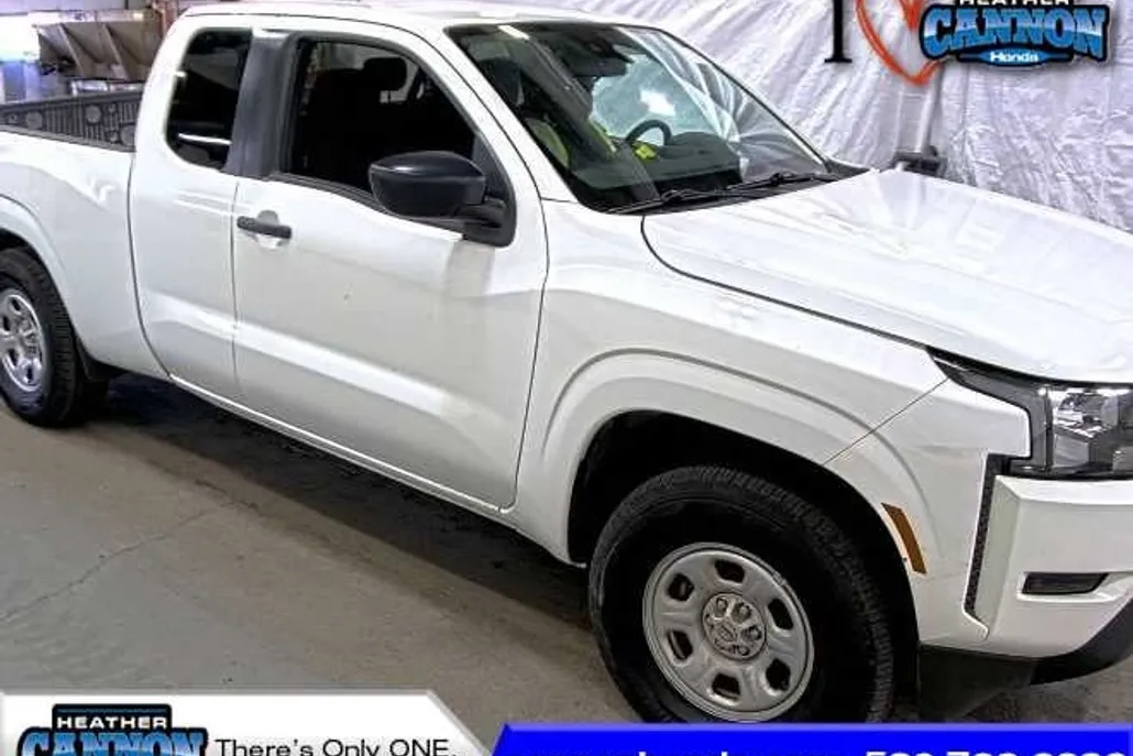 2024 Nissan Frontier S photo 1