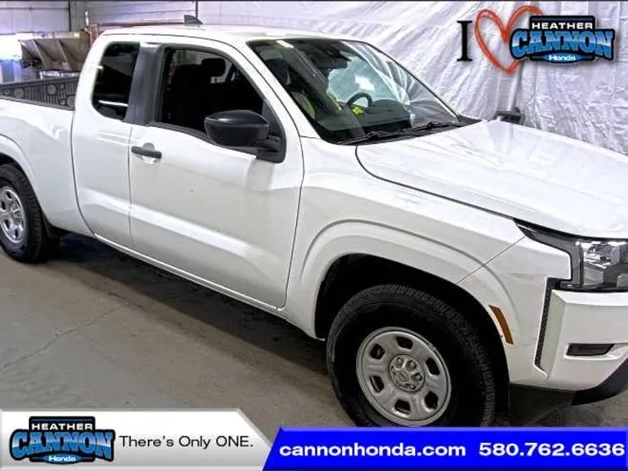 2024 Nissan Frontier S photo 1
