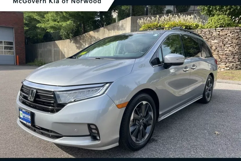 2023 Honda Odyssey Elite photo 1
