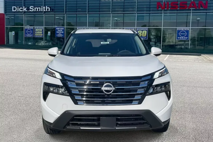 2026 Nissan Rogue SV photo 1