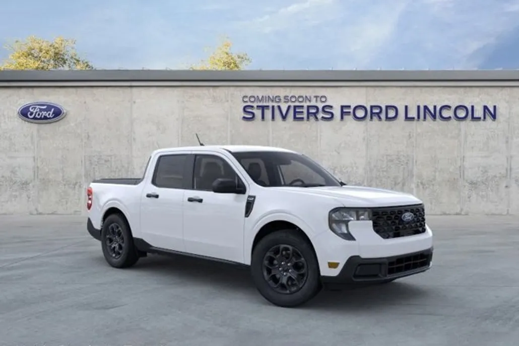 2025 Ford Maverick XLT photo 1