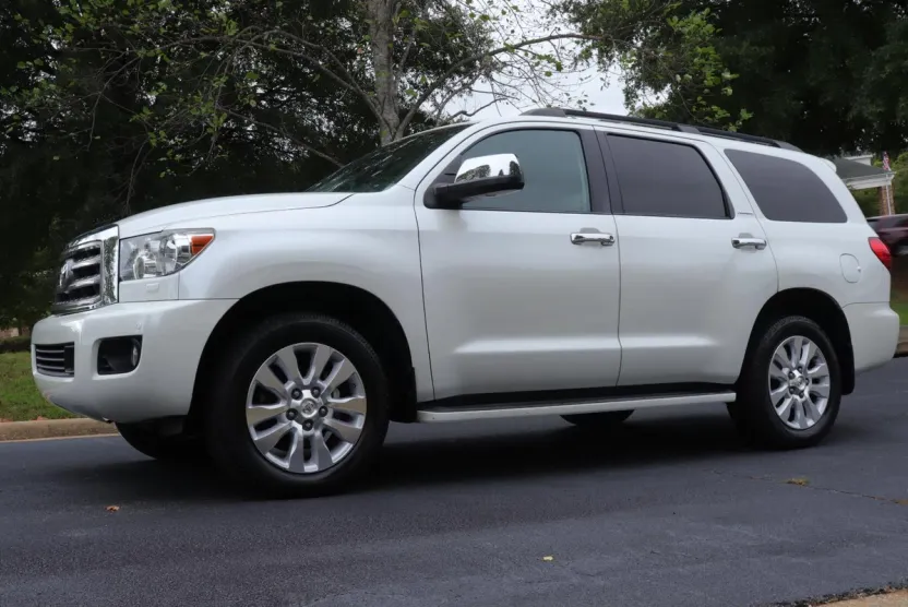 2014 Toyota Sequoia Platinum photo 1