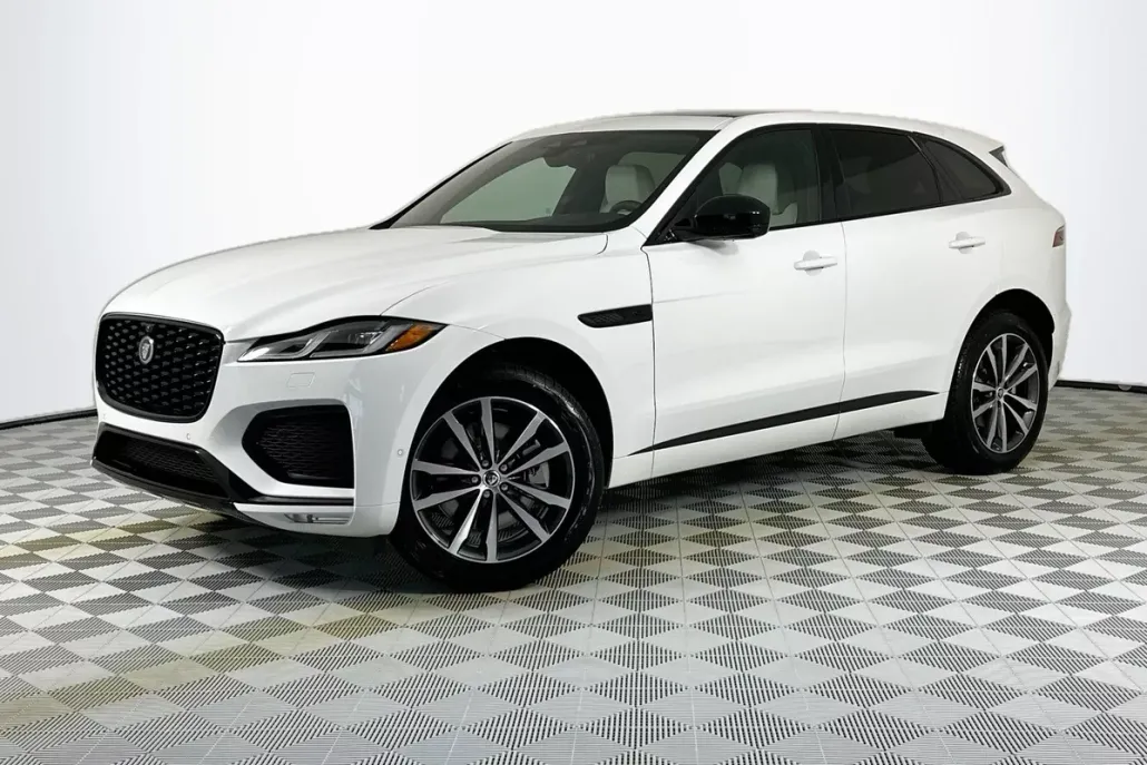 2026 Jaguar F-PACE P250 R-Dynamic S photo 1
