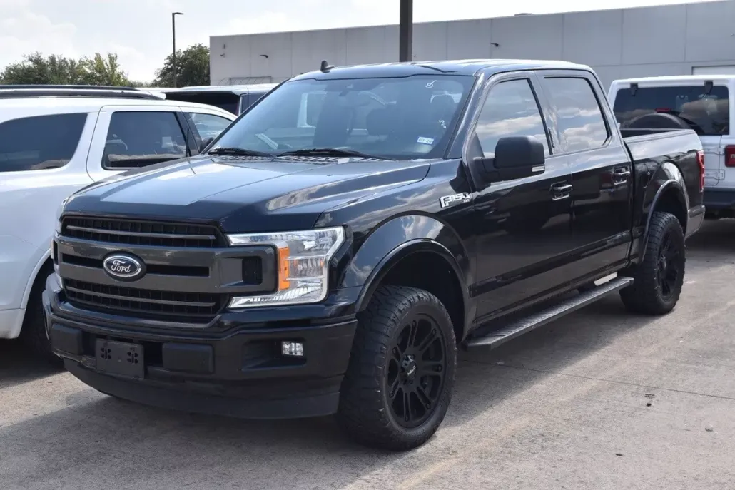 2019 Ford F-150 XLT photo 1