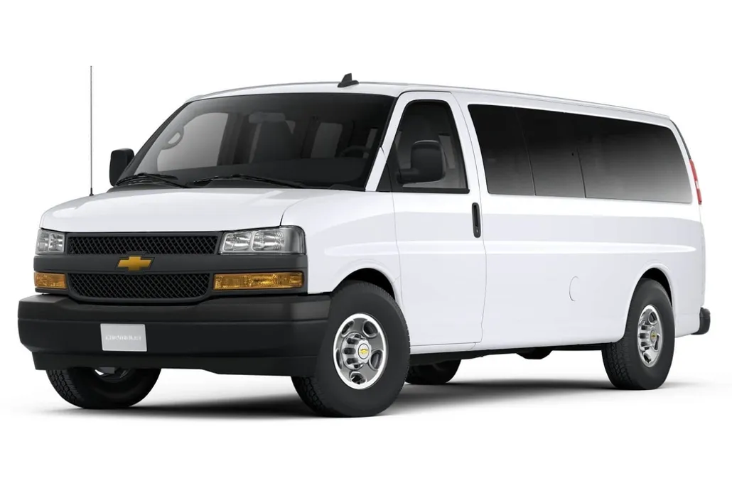 2025 Chevrolet Express Passenger 3500 LS photo 1