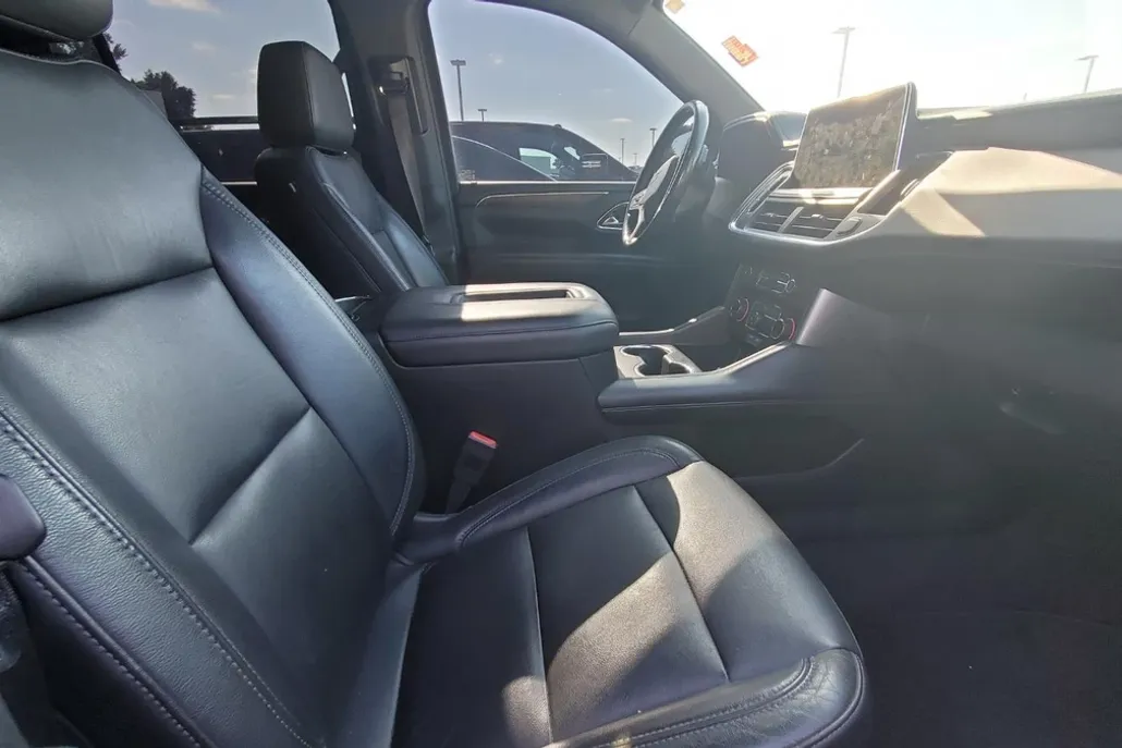 2021 Chevrolet Tahoe LT photo 1