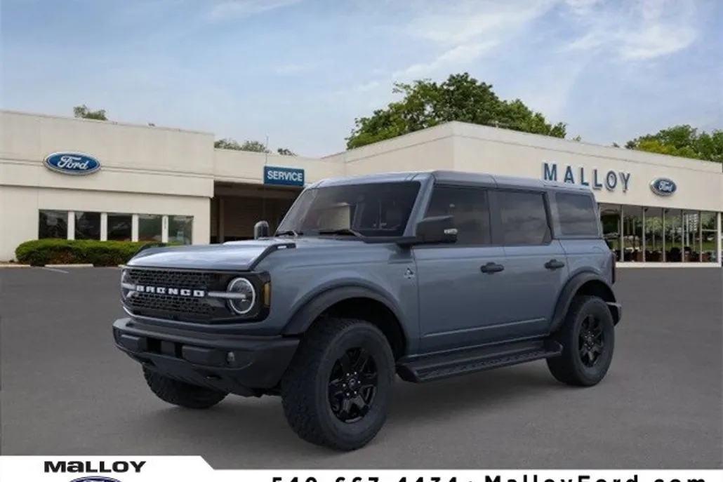 2025 Ford Bronco Outer Banks photo 1