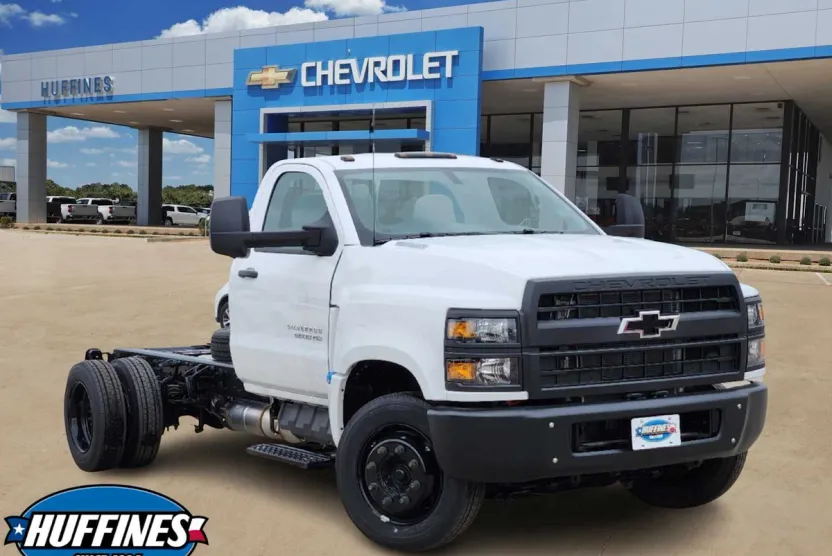 2024 Chevrolet Silverado 5500HD Work Truck photo 1