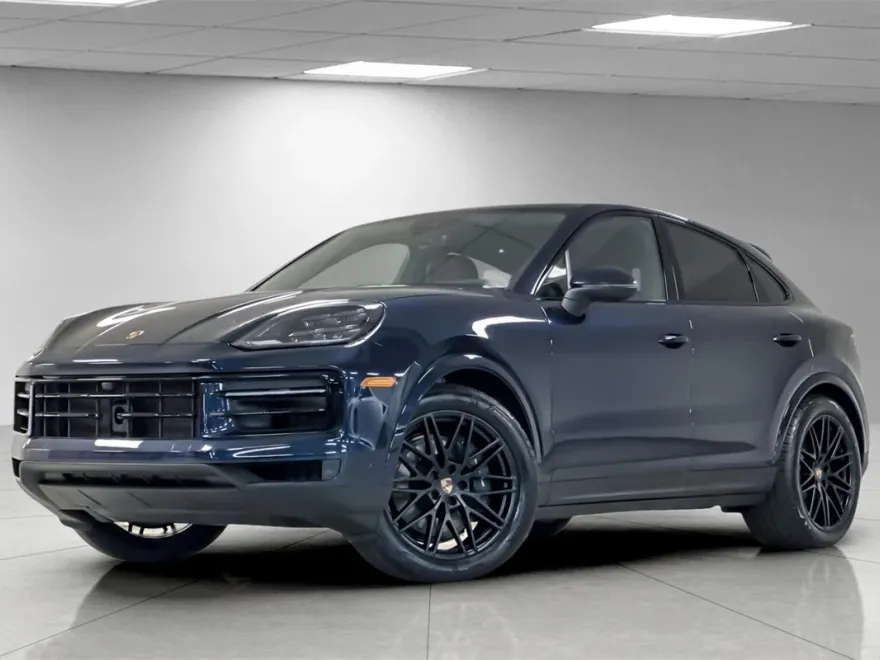 2025 Porsche Cayenne Coupe photo 1