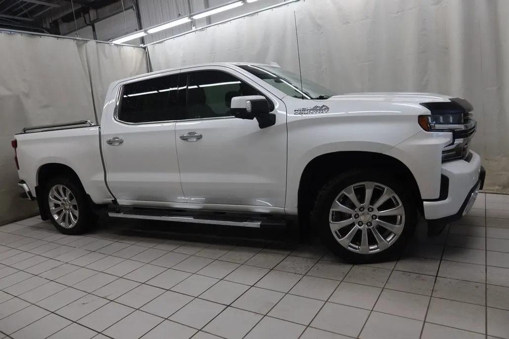 2021 Chevrolet Silverado 1500 High Country photo 1