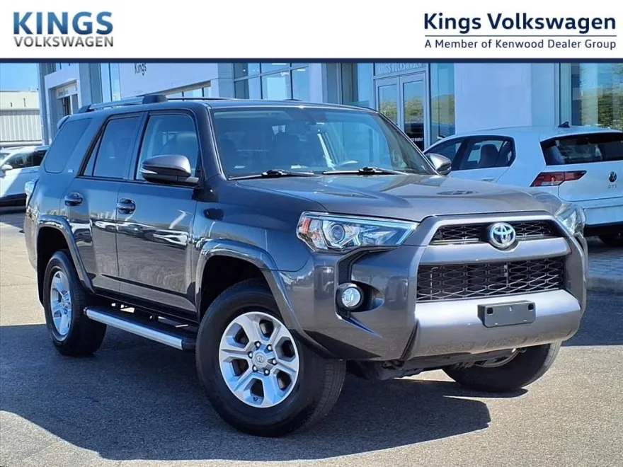 2019 Toyota 4Runner SR5 Premium photo 1