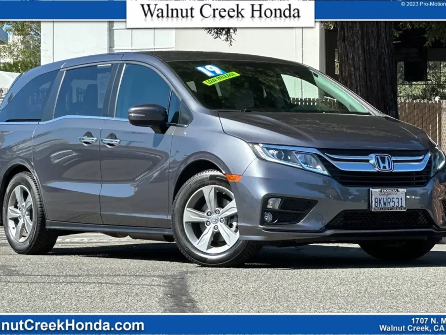 2019 Honda Odyssey EX photo 1