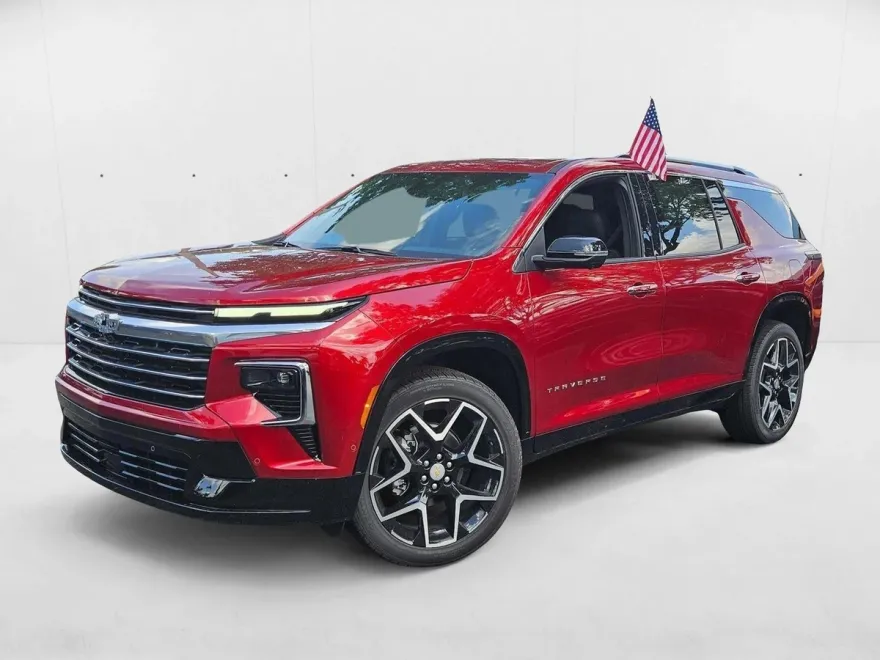 2025 Chevrolet Traverse High Country photo 1