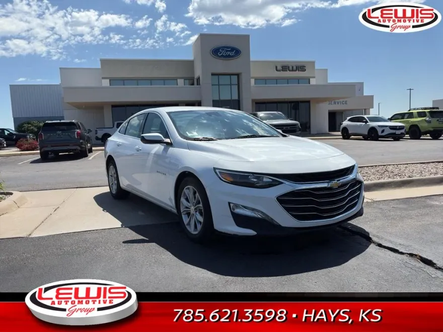 2023 Chevrolet Malibu 1LT photo 1