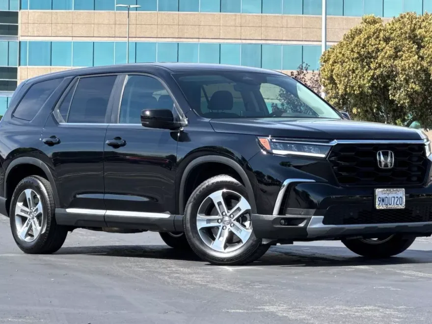 2024 Honda Pilot EX-L photo 1